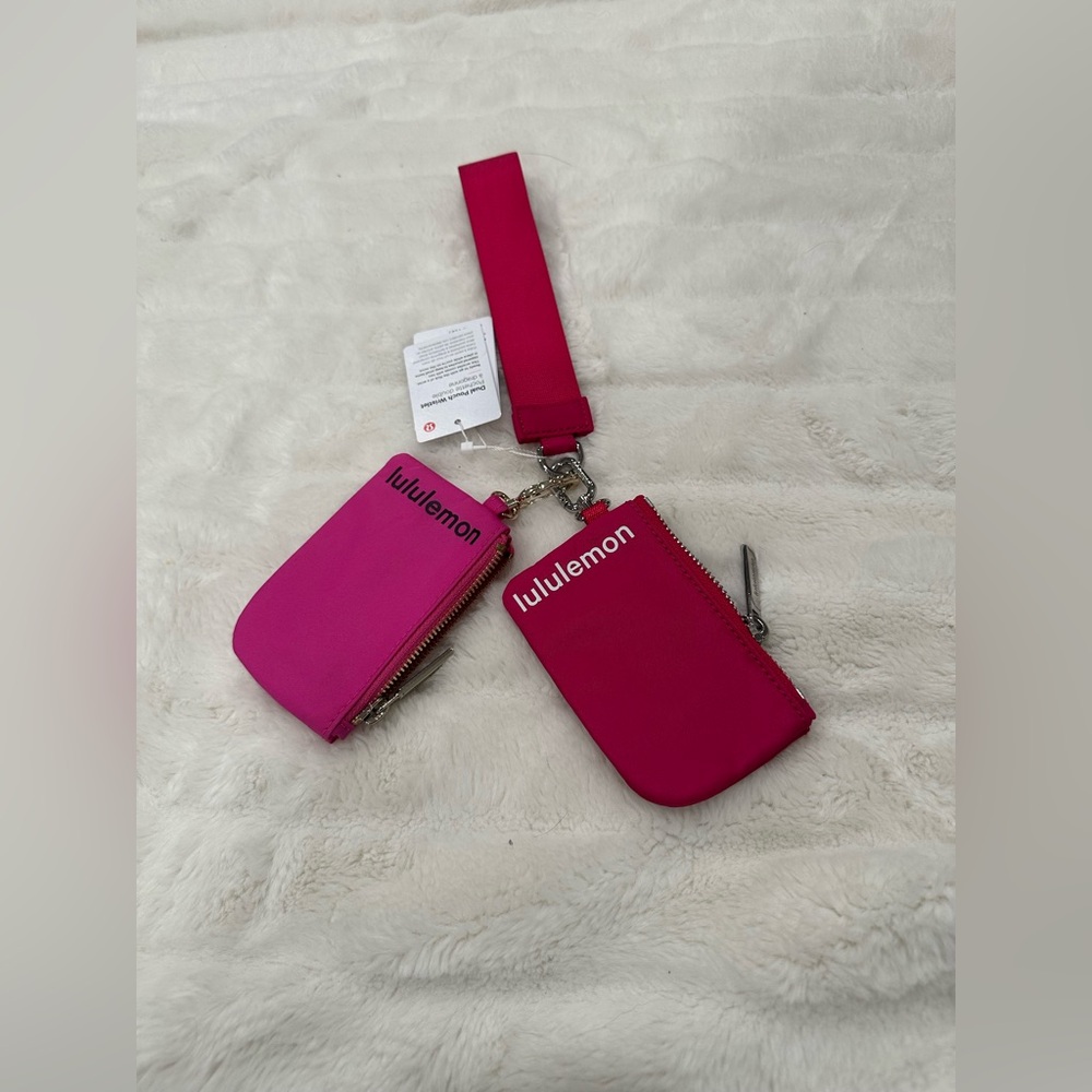 🚫sold🚫NWT Lululemon Dual Pouch Wrislet - Picture 2 of 6